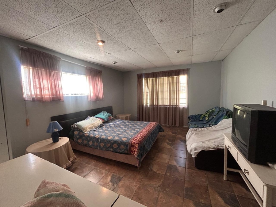4 Bedroom Property for Sale in Parys Free State